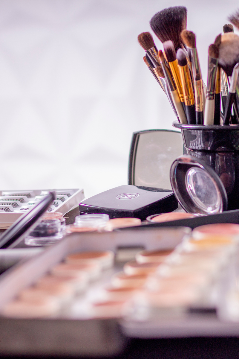 makeup organiser
